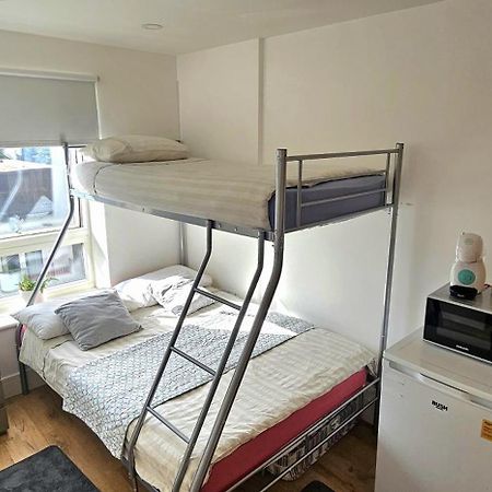 Alpha Accommodations Лондон Экстерьер фото