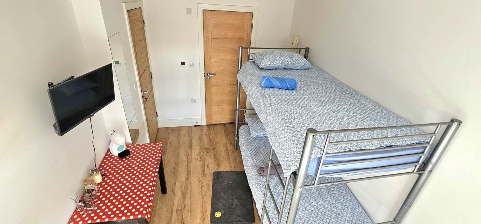 Alpha Accommodations Лондон Экстерьер фото