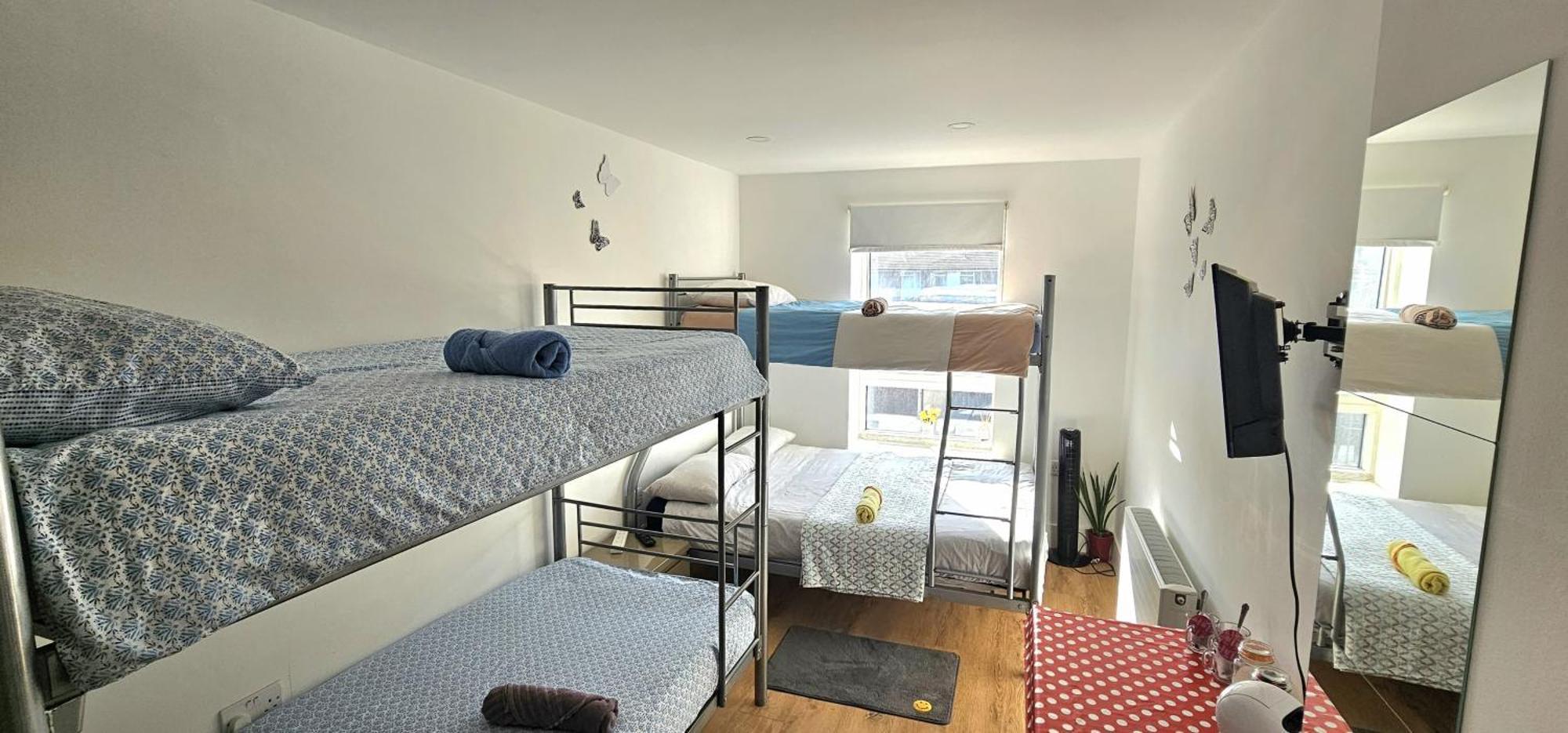 Alpha Accommodations Лондон Экстерьер фото