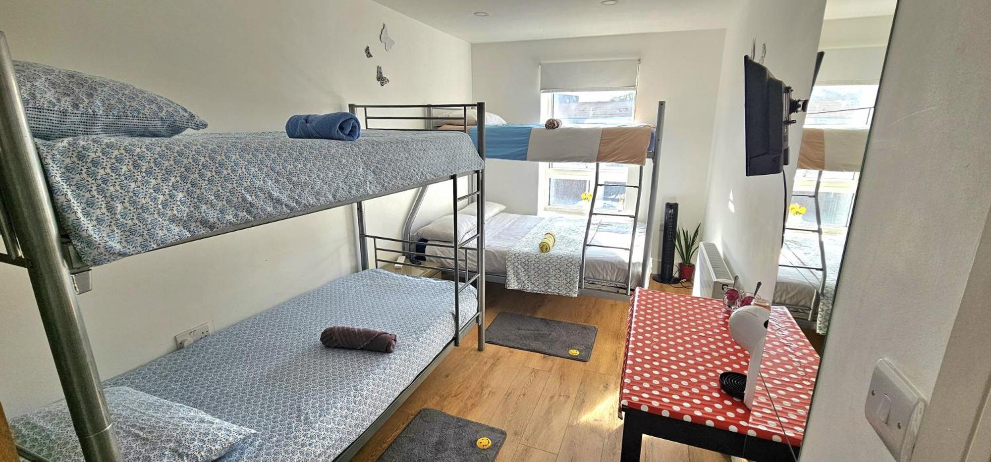 Alpha Accommodations Лондон Экстерьер фото